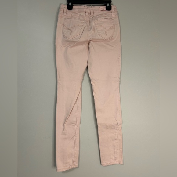 Stylish Distressed YMI Light Pink Jeans, Size 1 - Picture 10 of 10